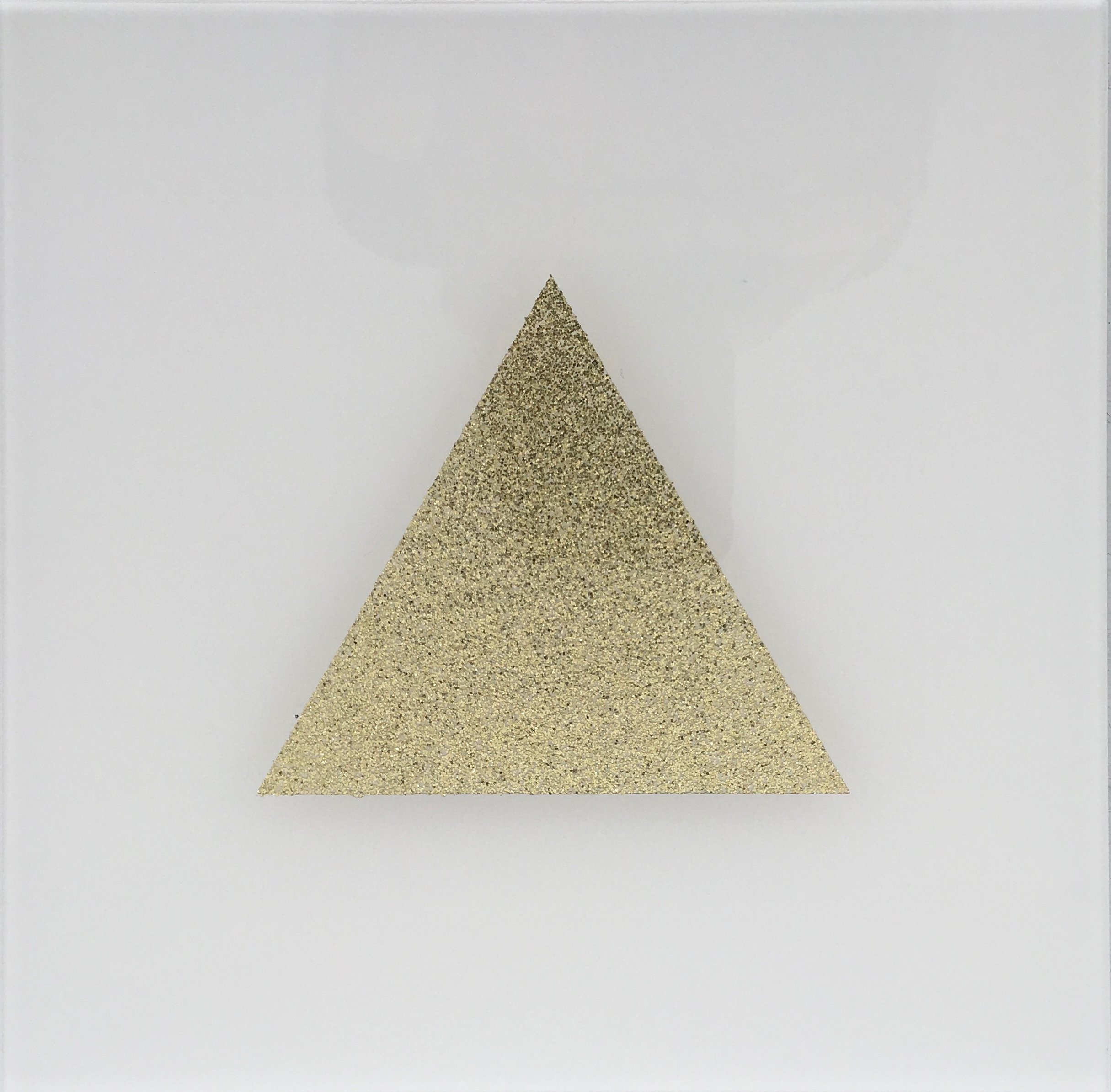PYRAMID white and gold glitter
